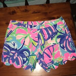 Scalloped Lilly Pulitzer Short